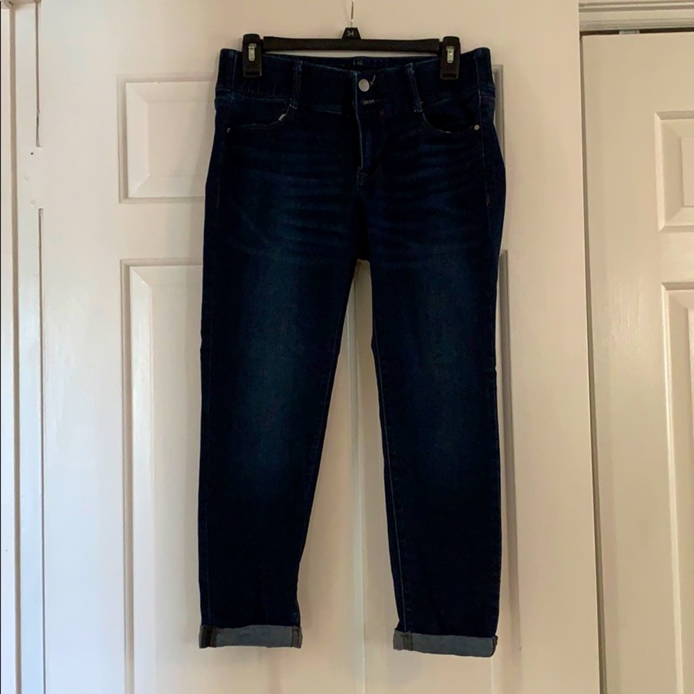 Women’s ankle jeans